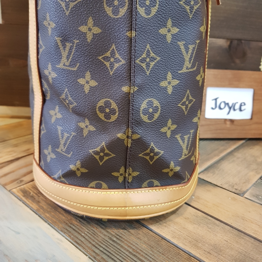 Louis Vuitton bucket GM - Picture 2 of 8
